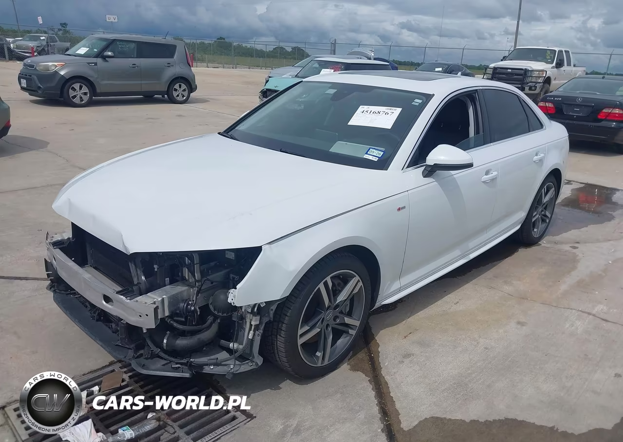 2018 Audi A4 2.0T Premium VIN:WAUENAF45JA136978 - 2