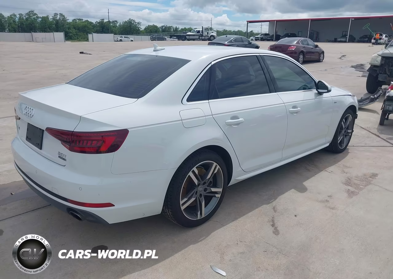 2018 Audi A4 2.0T Premium VIN:WAUENAF45JA136978 - 4