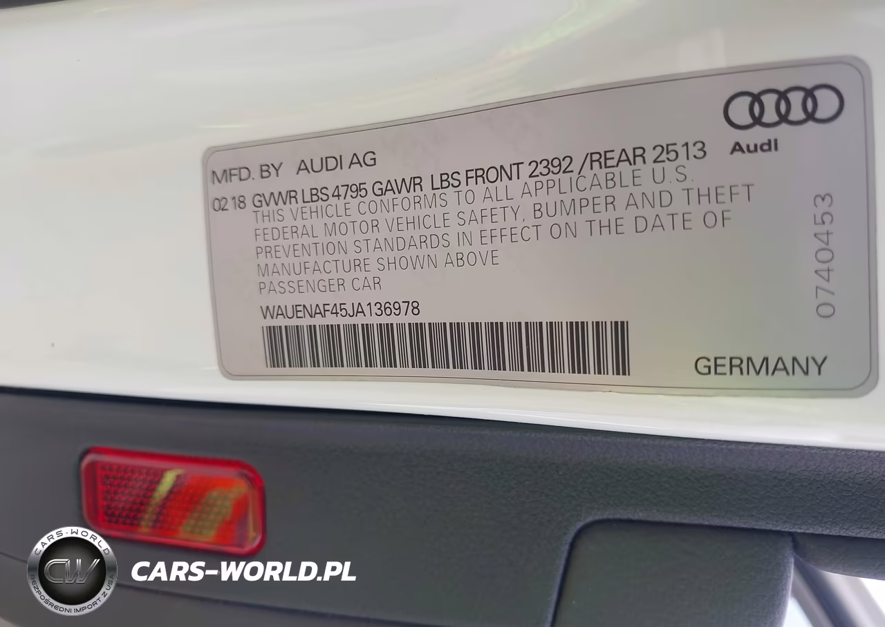 2018 Audi A4 2.0T Premium VIN:WAUENAF45JA136978 - 9