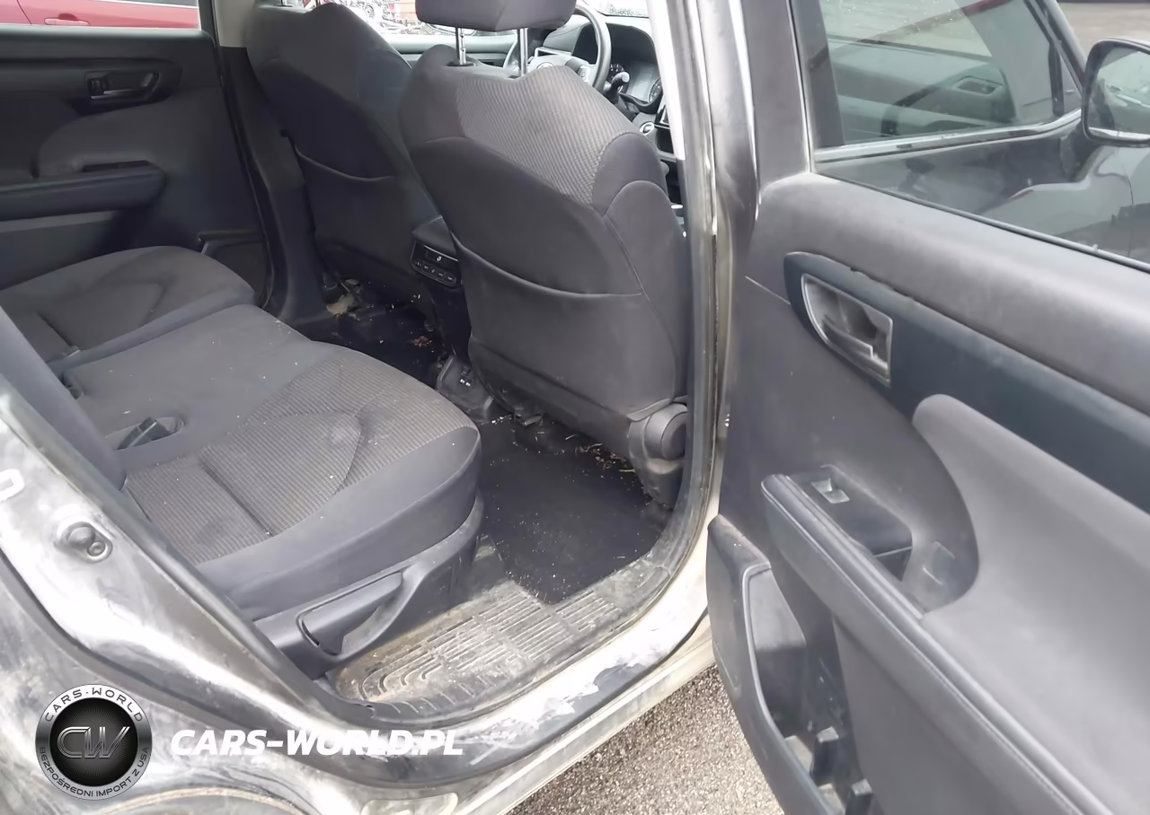 2020 Toyota Highlander L VIN:5TDCZRBH4LS052274 - 8
