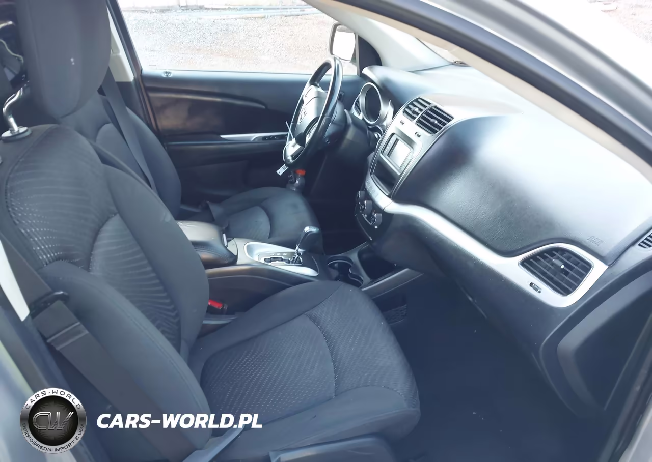 2018 Dodge Journey Se VIN:3C4PDCAB6JT429605 - 5
