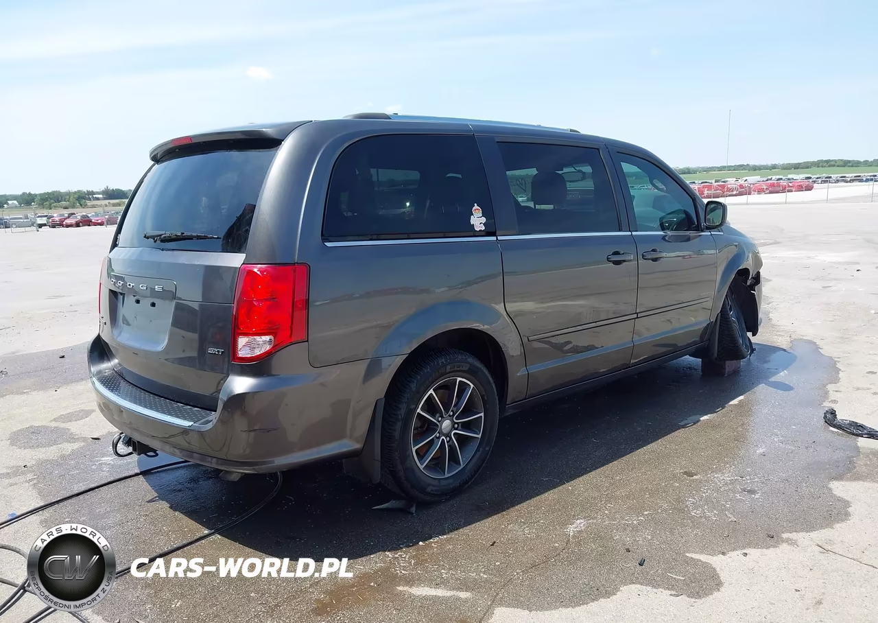 2016 Dodge Grand Caravan Sxt VIN:2C4RDGCG2GR359332 - 4