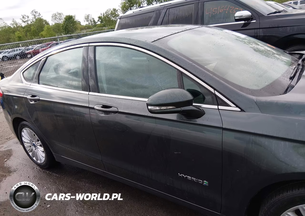 2015 Ford Fusion Hybrid Se VIN:3FA6P0LU8FR237712 - 13