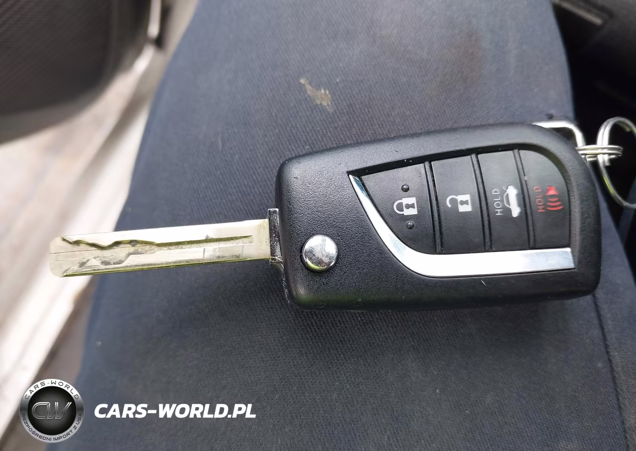 2024 Toyota Corolla Le VIN:5YFB4MDE2RP133615 - 11