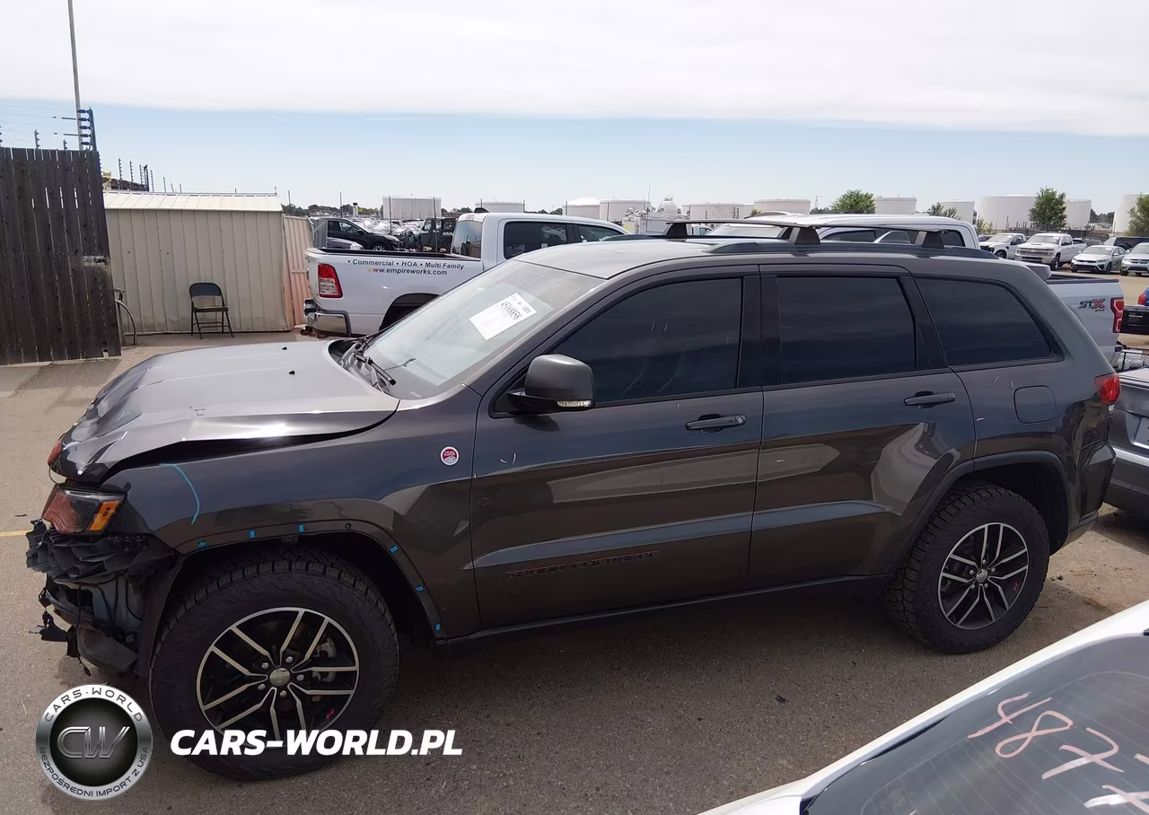 2018 Jeep Grand Cherokee Trailhawk 4X4 VIN:1C4RJFLG1JC207268 - 15