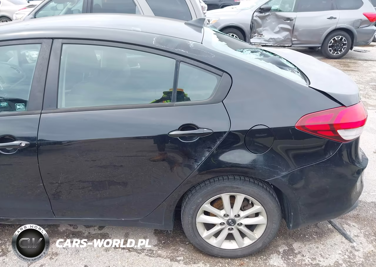 2017 Kia Forte Lx VIN:3KPFL4A74HE047572 - 16