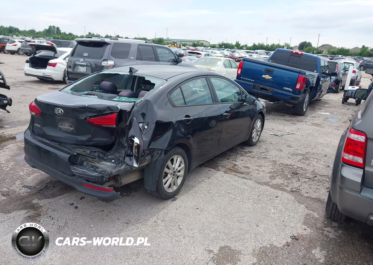 2017 Kia Forte Lx VIN:3KPFL4A74HE047572 - 4