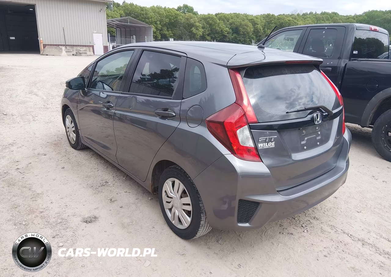 2015 Honda Fit Lx VIN:3HGGK5H51FM760483 - 3