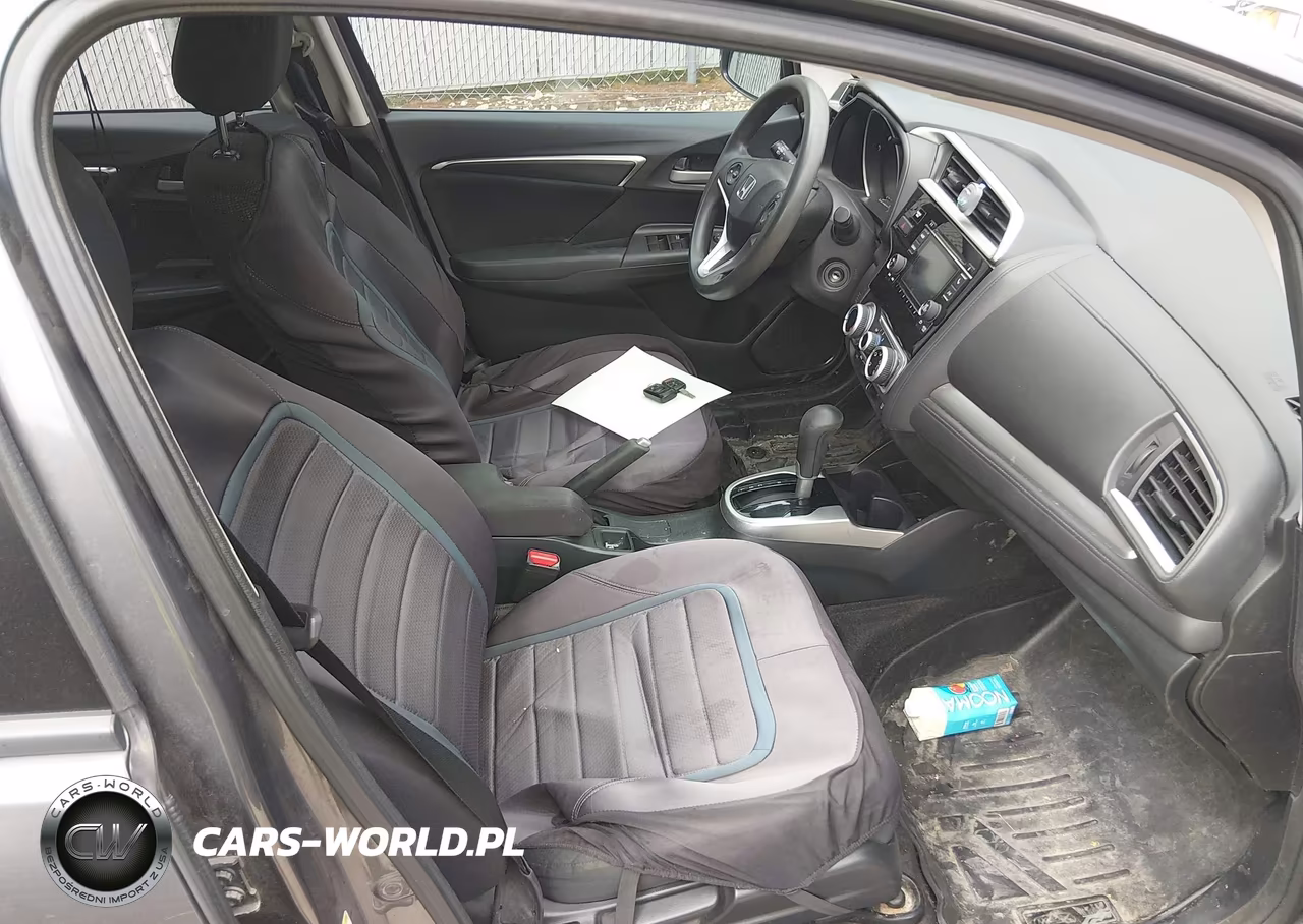 2015 Honda Fit Lx VIN:3HGGK5H51FM760483 - 5