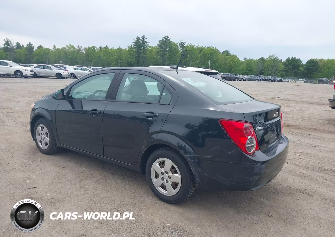 2013 Chevrolet Sonic Ls Auto VIN:1G1JA5SG2D4256754 - 3