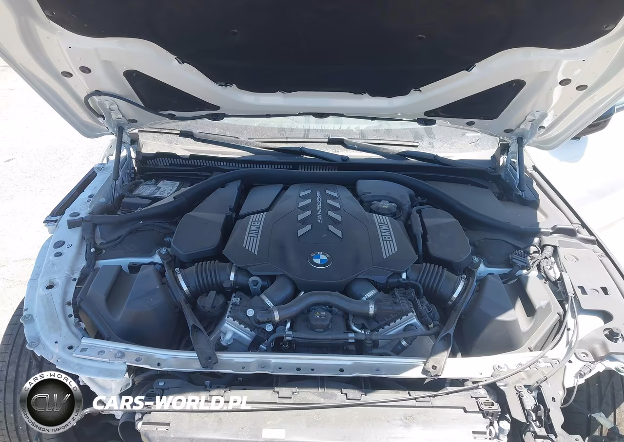 2024 BMW M850I xDrive VIN:WBAFY4C00RCR44282 - 10