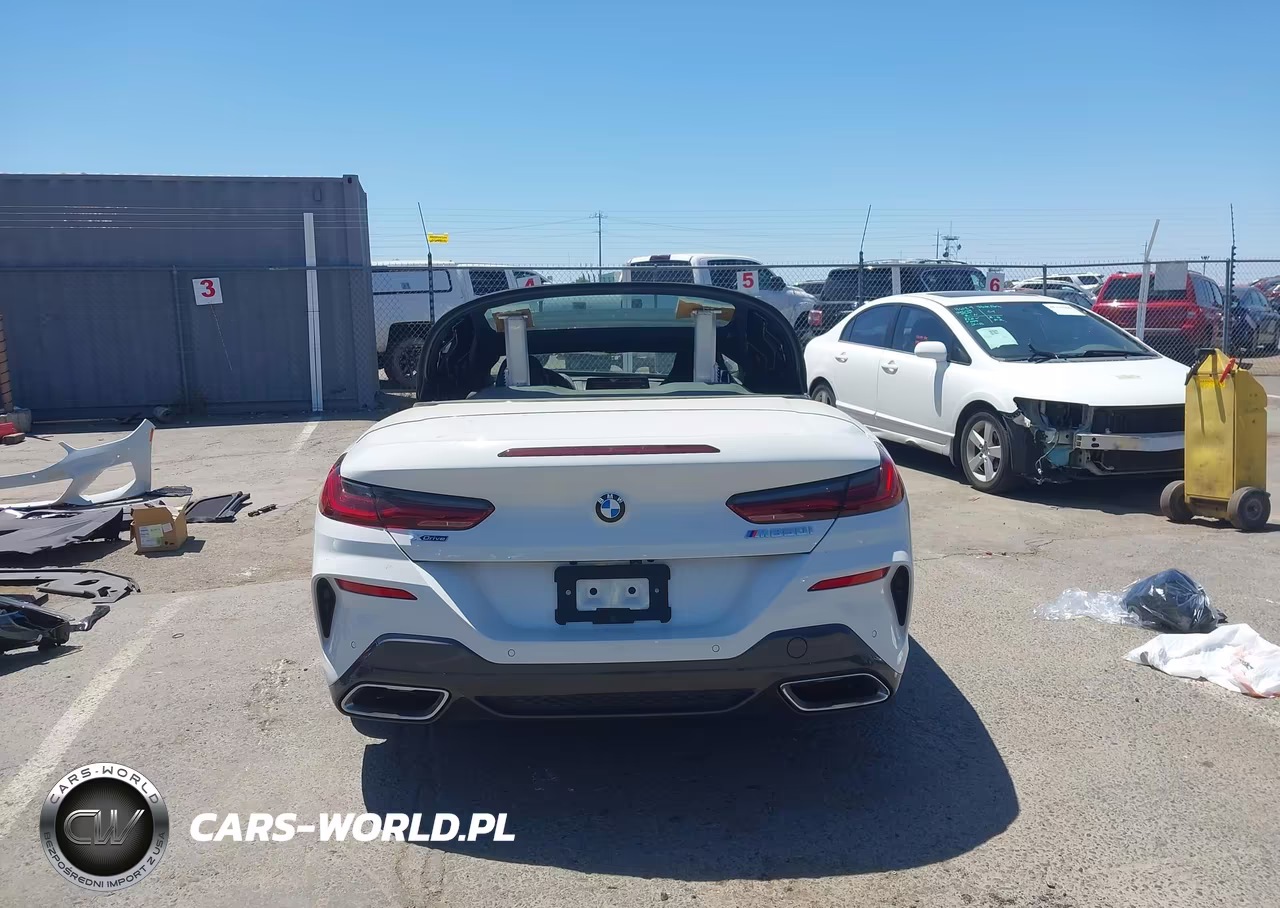 2024 BMW M850I xDrive VIN:WBAFY4C00RCR44282 - 17