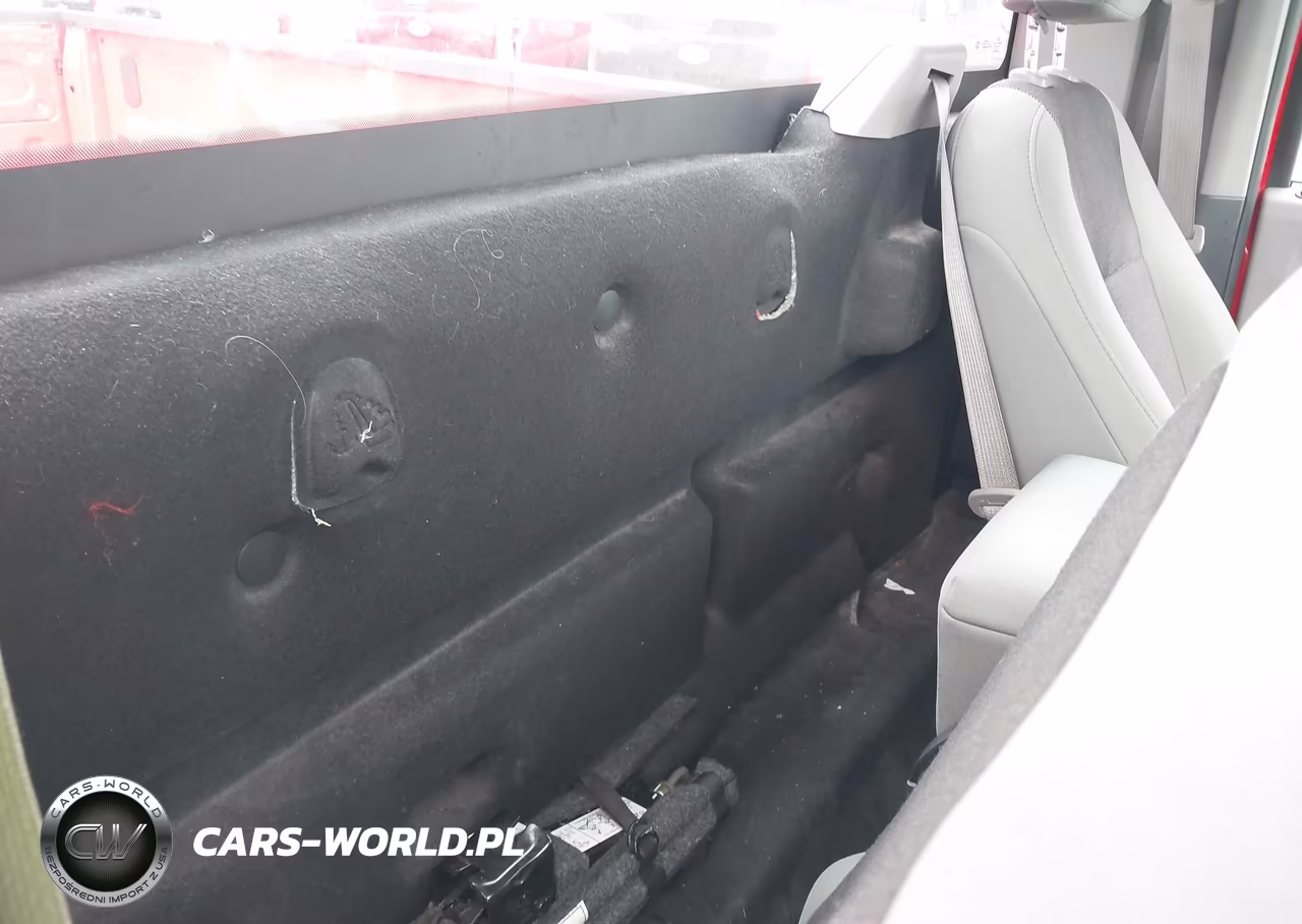 2018 Ford F-150 Xl VIN:1FTMF1CB4JKC63228 - 8