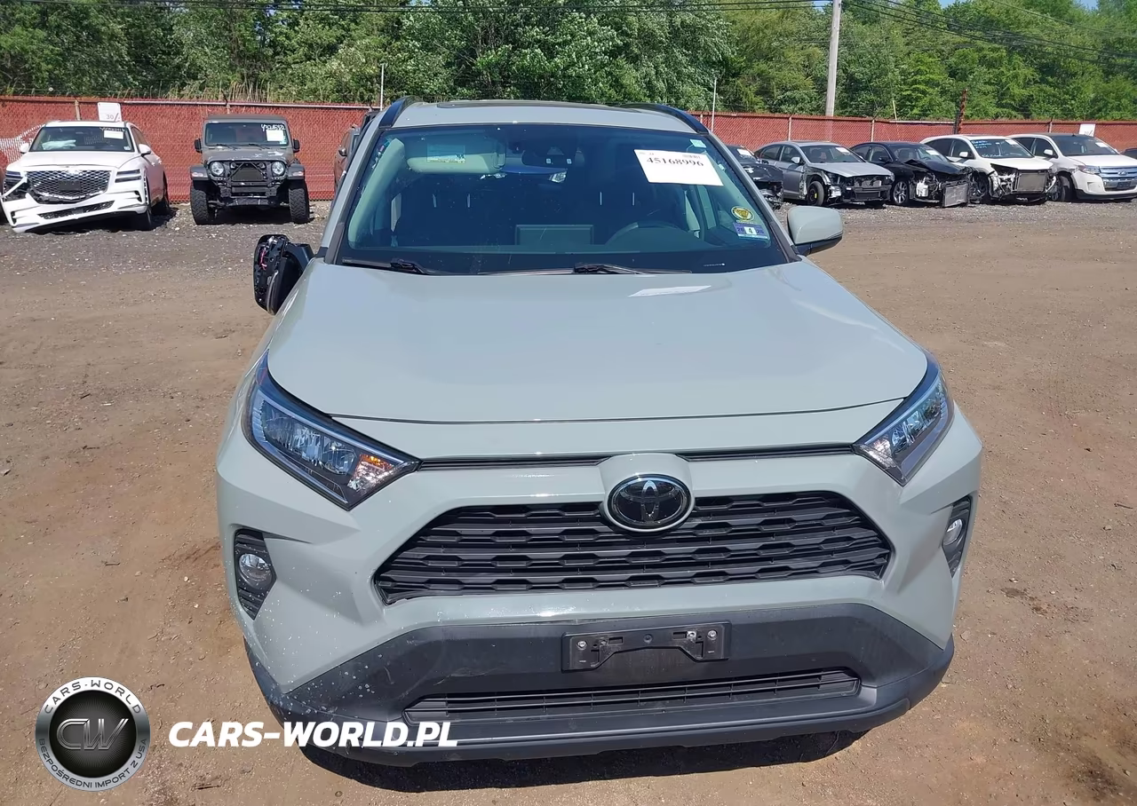 2020 Toyota Rav4 Xle VIN:2T3P1RFV9LW105106 - 12