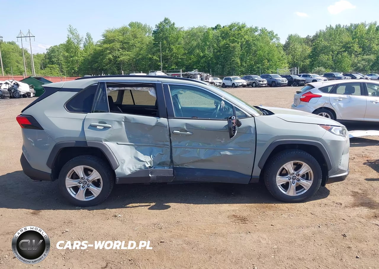 2020 Toyota Rav4 Xle VIN:2T3P1RFV9LW105106 - 13
