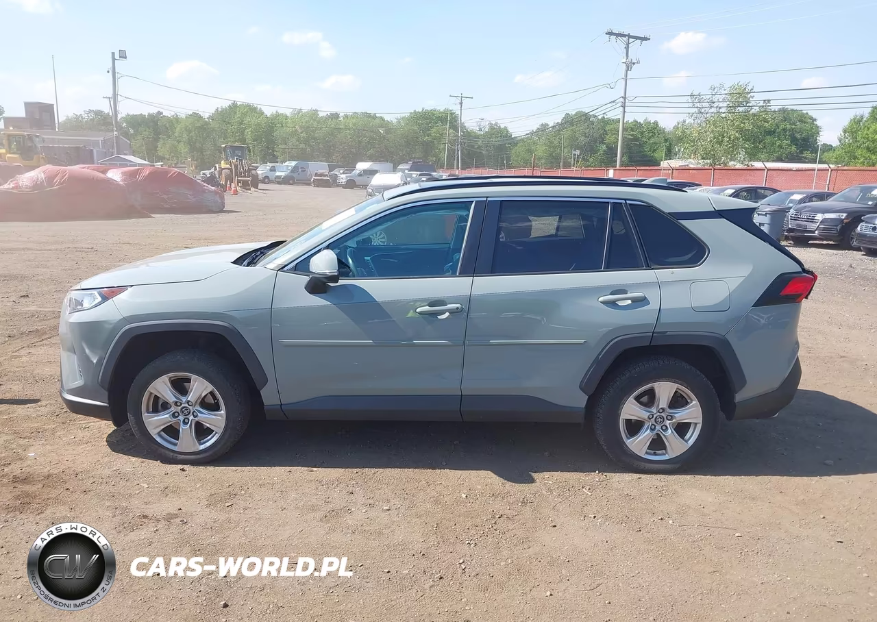 2020 Toyota Rav4 Xle VIN:2T3P1RFV9LW105106 - 14
