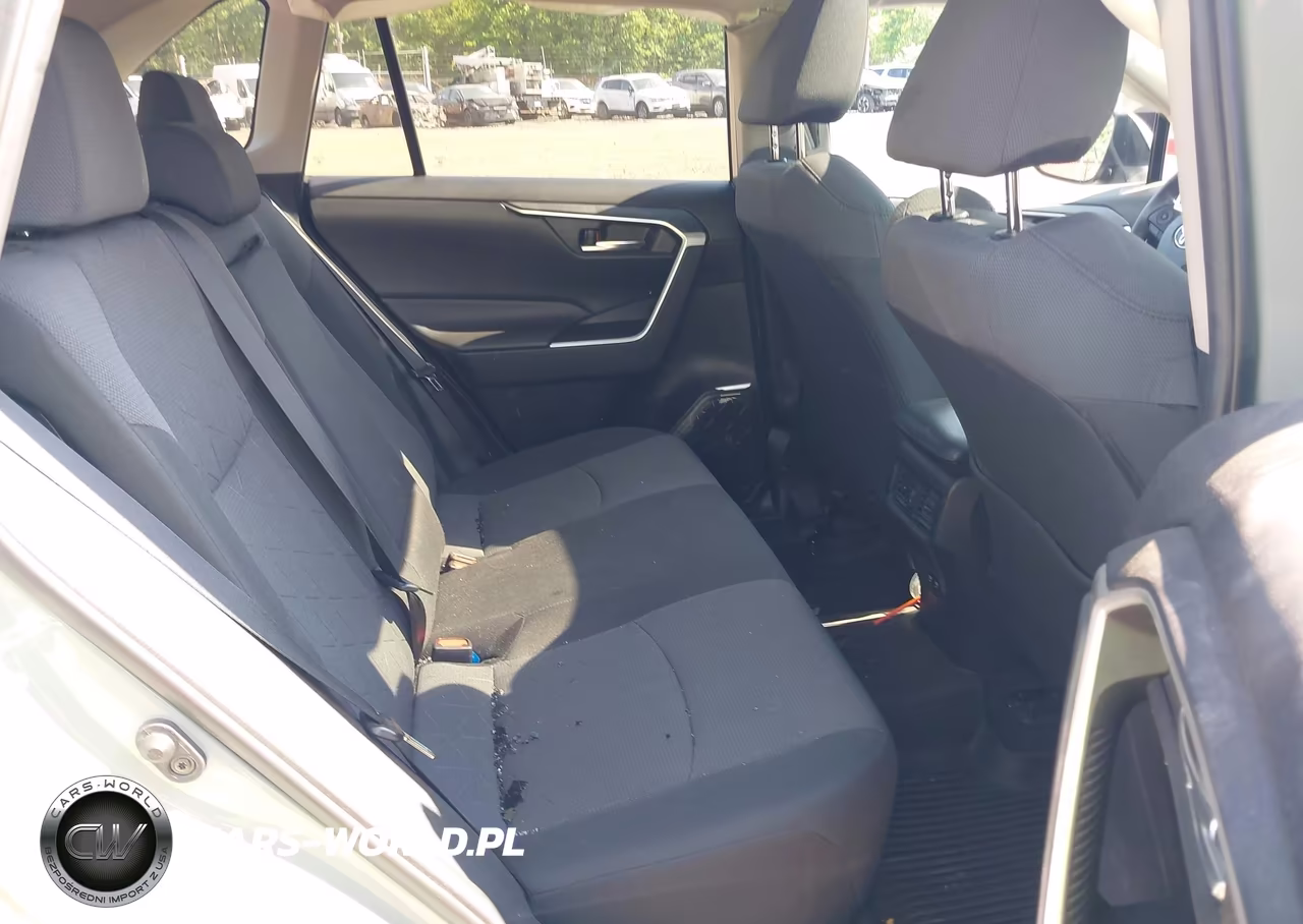 2020 Toyota Rav4 Xle VIN:2T3P1RFV9LW105106 - 8