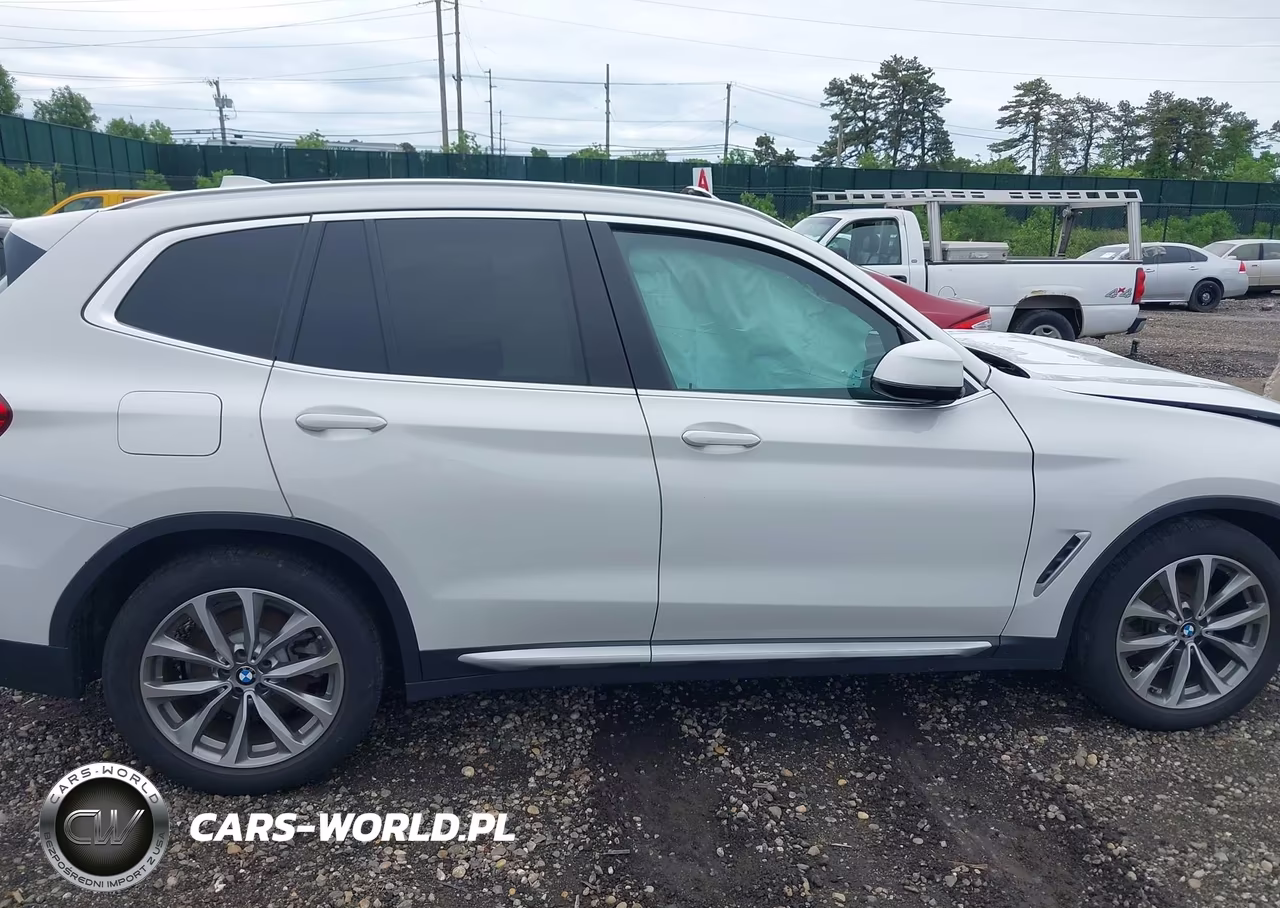 2018 BMW X3 xDrive30I VIN:5UXTR9C54JLD90164 - 13
