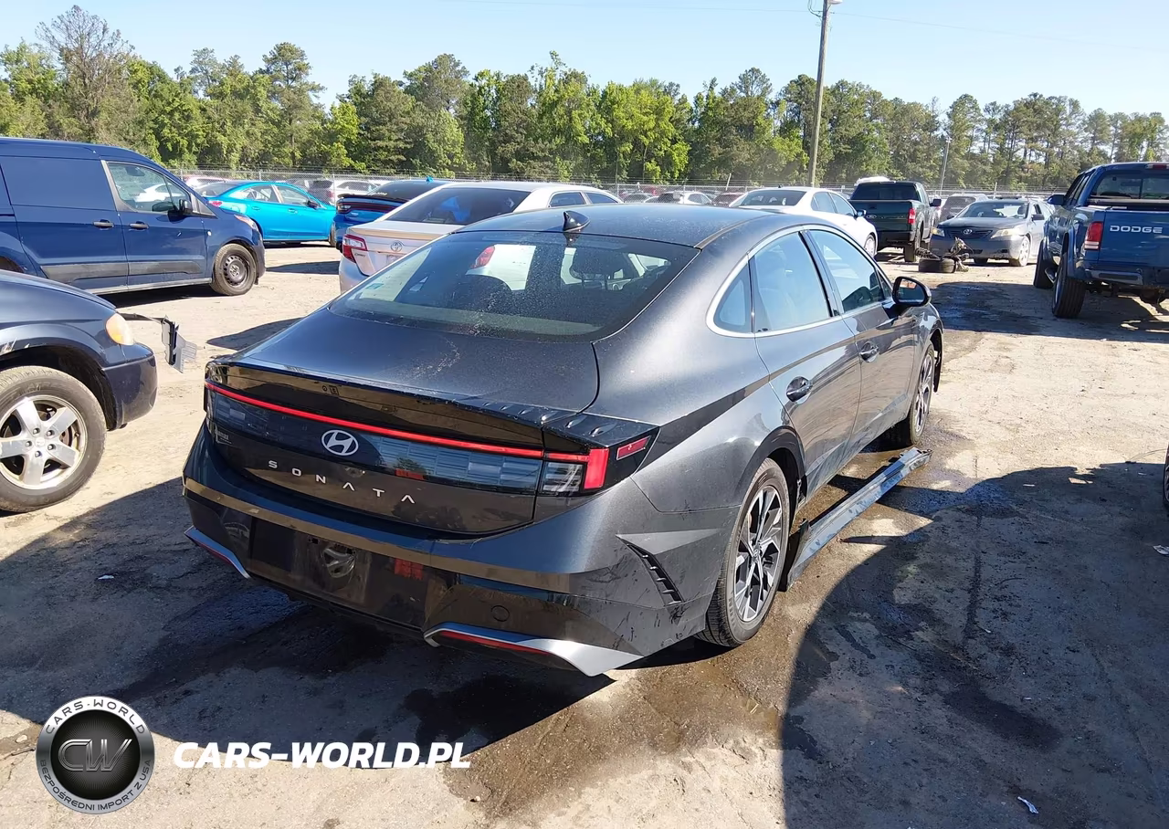 2024 Hyundai Sonata Sel VIN:KMHL64JA6RA402621 - 4