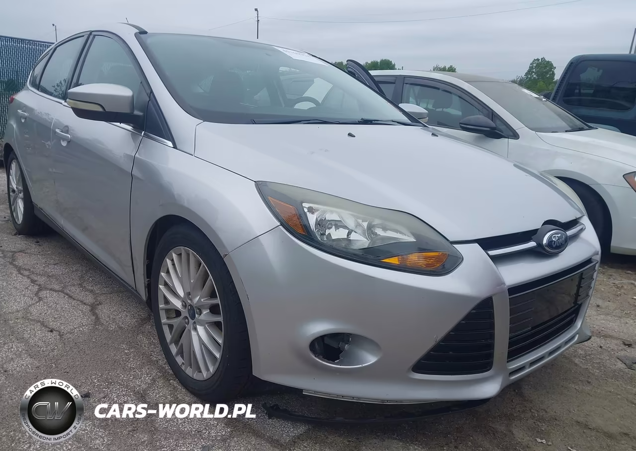 2014 Ford Focus Titanium VIN:1FADP3N22EL263272 - 6