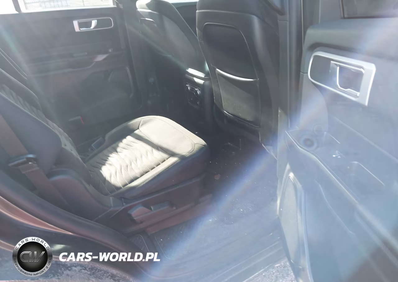 2020 Ford Explorer Xlt VIN:1FMSK7DH0LGA49217 - 8