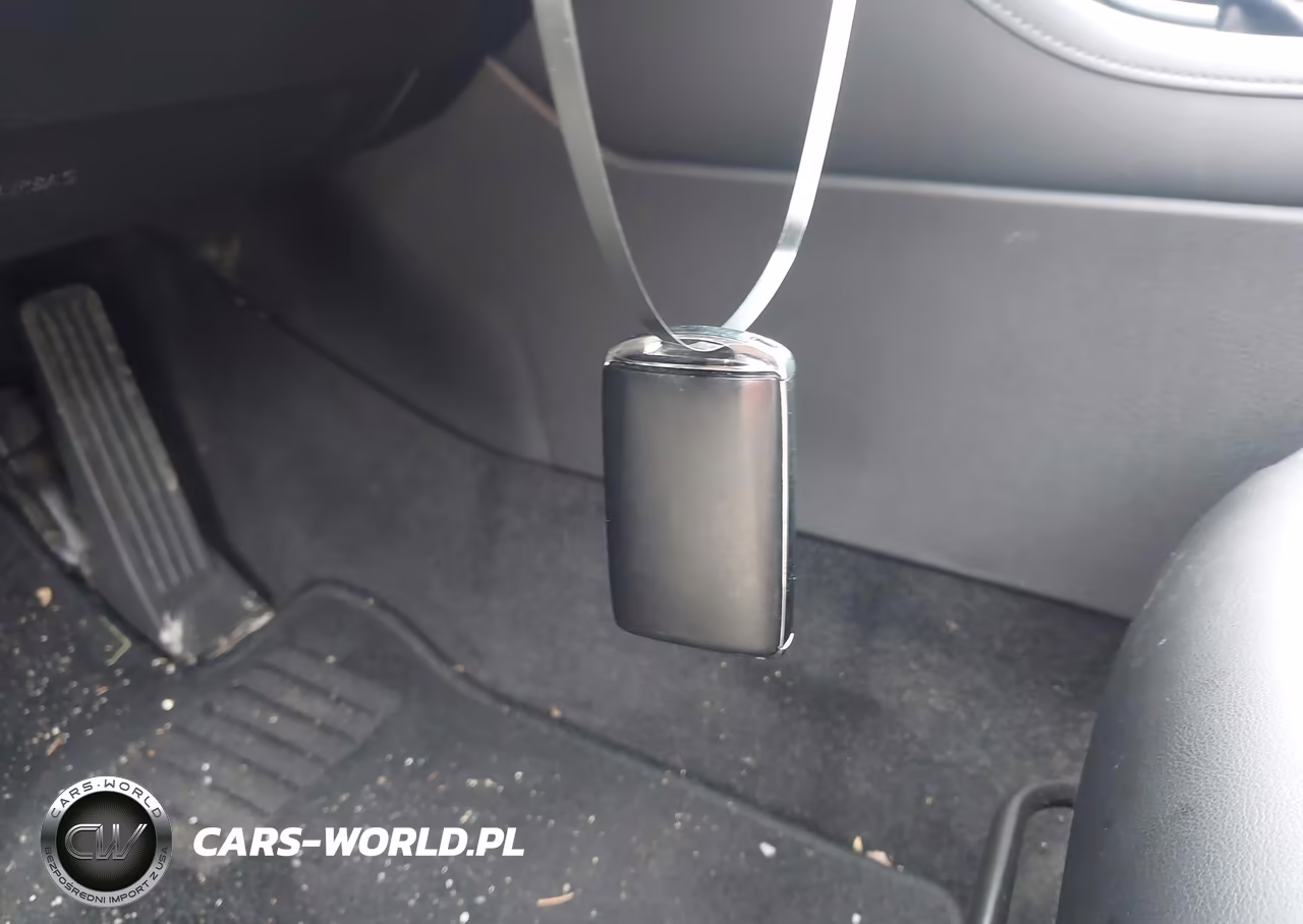 2020 Mazda Mazda3 Select Package VIN:JM1BPACL6L1168059 - 11