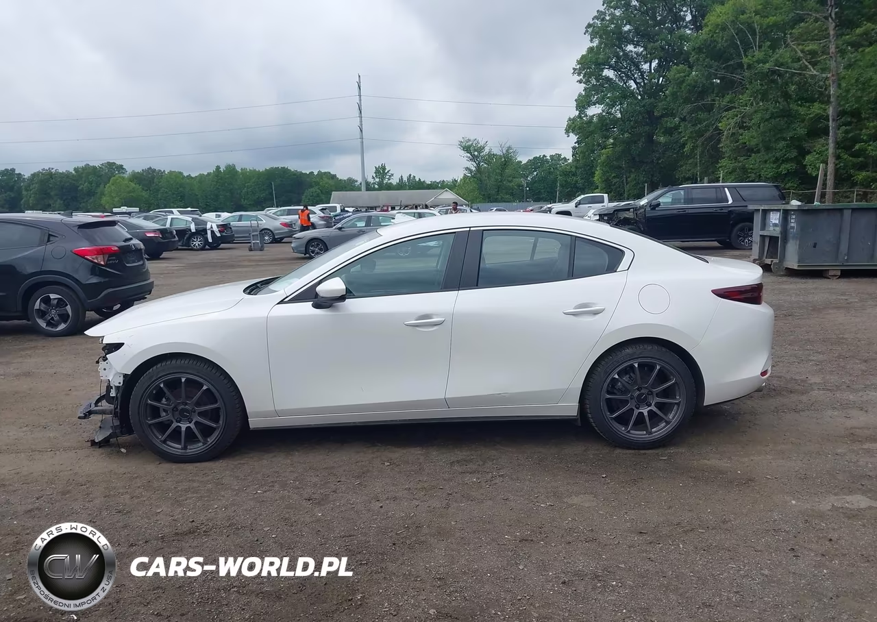 2020 Mazda Mazda3 Select Package VIN:JM1BPACL6L1168059 - 14