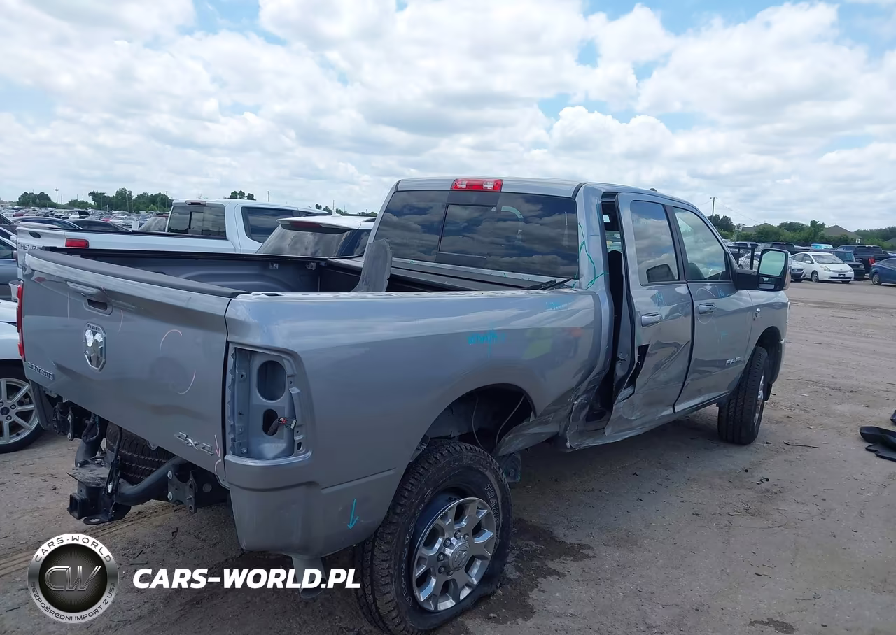 2024 Ram 2500 Laramie 4X4 6'4 Box VIN:3C6UR5FL7RG407917 - 13