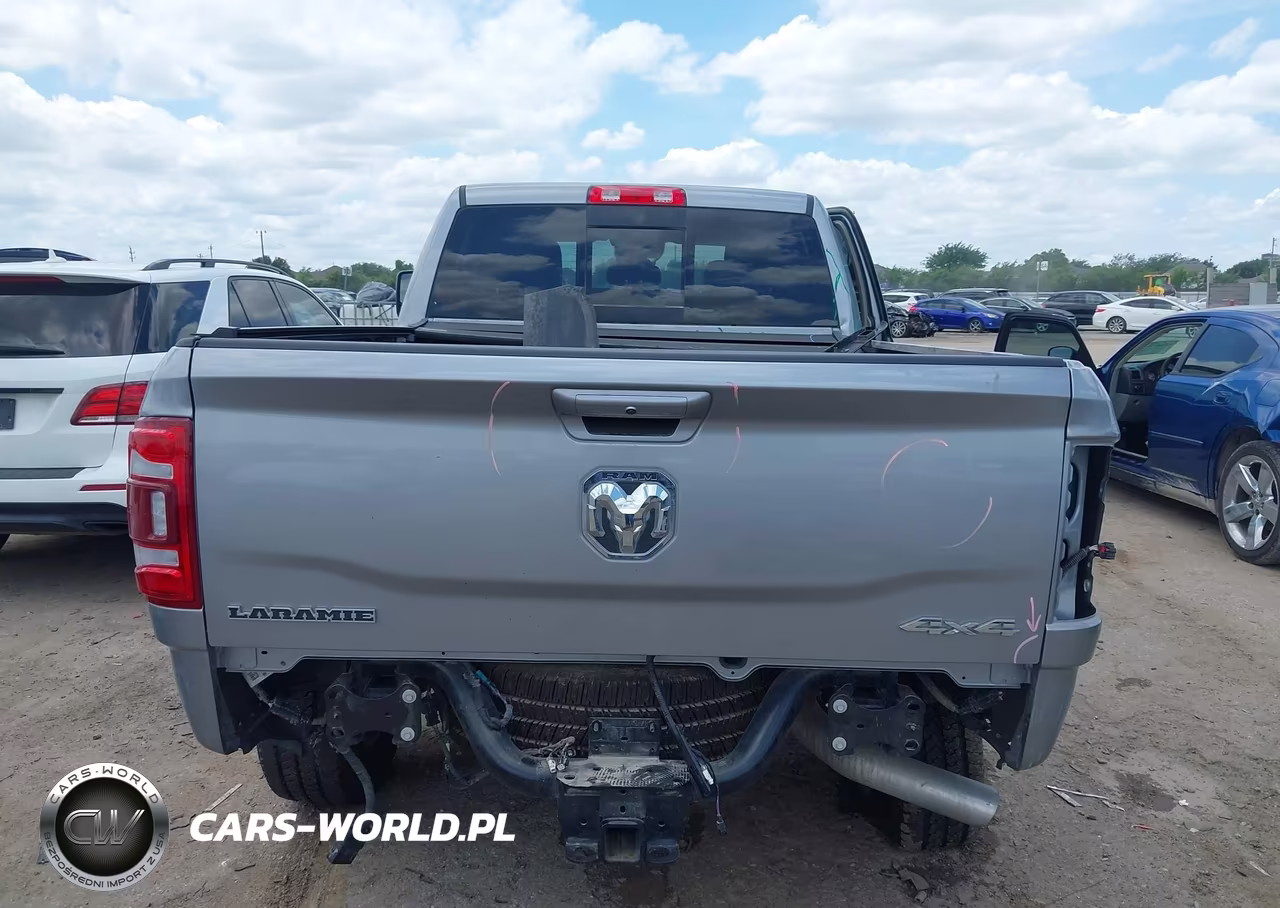 2024 Ram 2500 Laramie 4X4 6'4 Box VIN:3C6UR5FL7RG407917 - 16