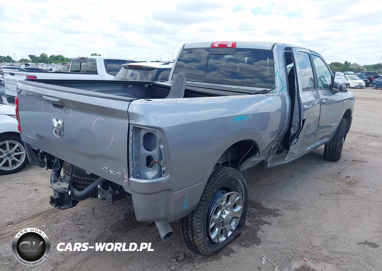 2024 Ram 2500 Laramie 4X4 6'4 Box VIN:3C6UR5FL7RG407917 - 4