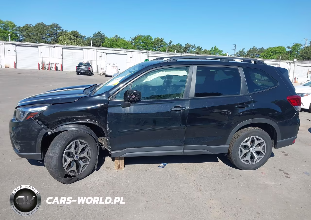 2020 Subaru Forester Premium VIN:JF2SKAGC2LH581677 - 14