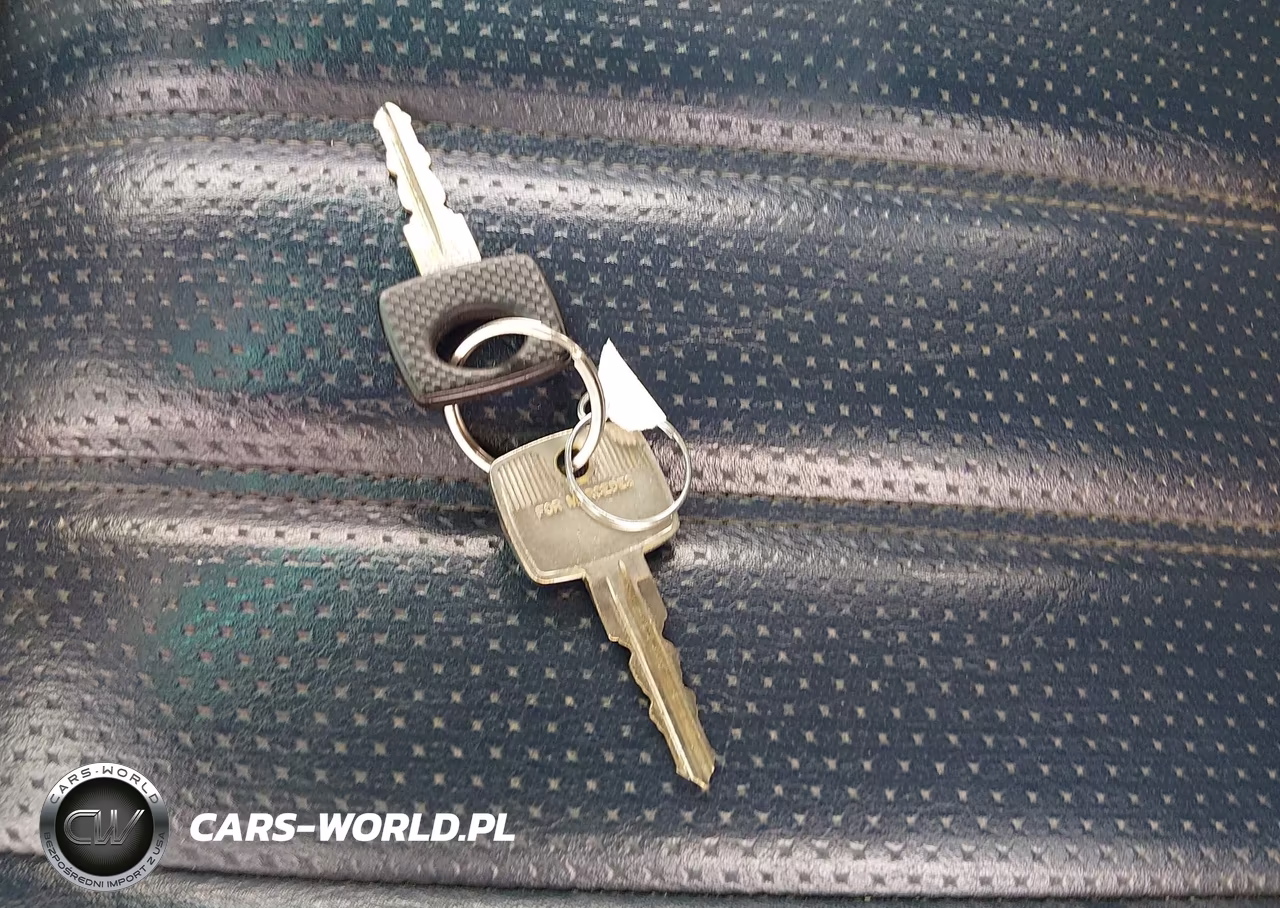 1983 Mercedes-Benz 300 Tdt VIN:WDBAB93AXDN014101 - 11