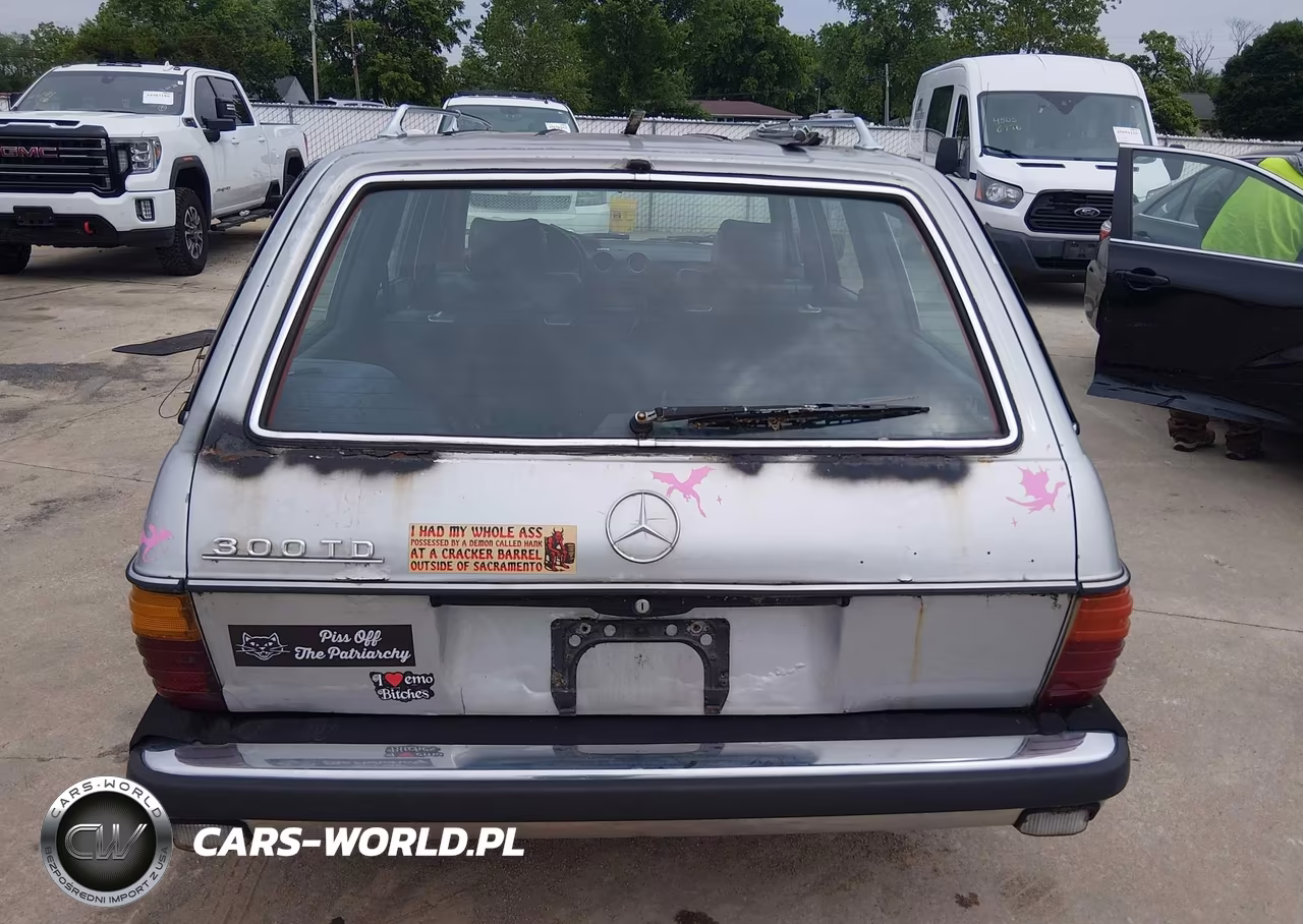 1983 Mercedes-Benz 300 Tdt VIN:WDBAB93AXDN014101 - 16