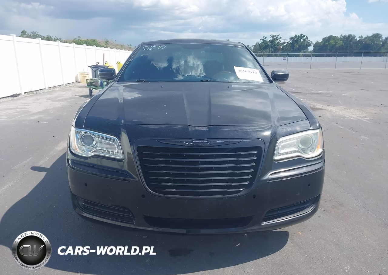 2014 Chrysler 300 VIN:2C3CCARG9EH341897 - 12