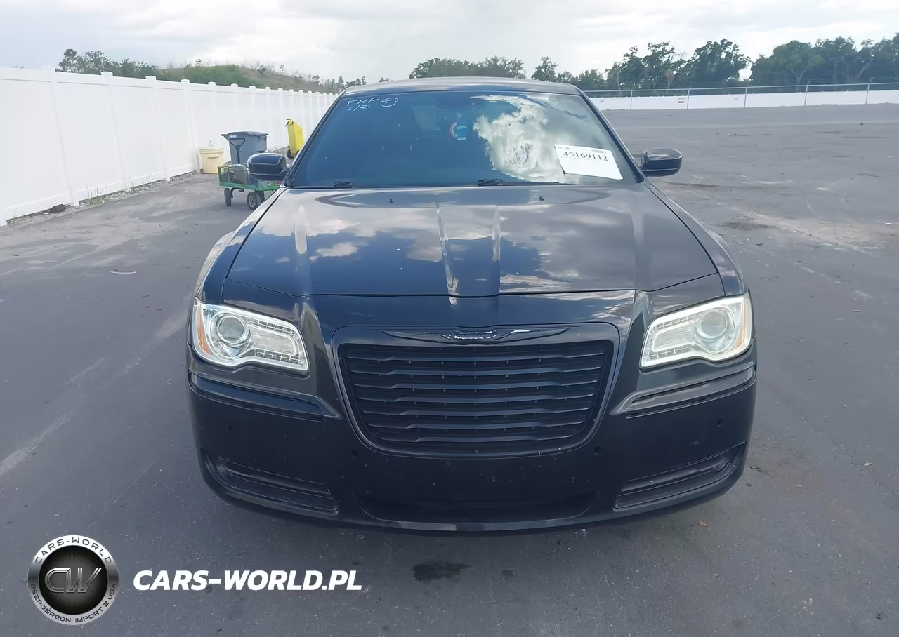 2014 Chrysler 300 VIN:2C3CCARG9EH341897 - 6
