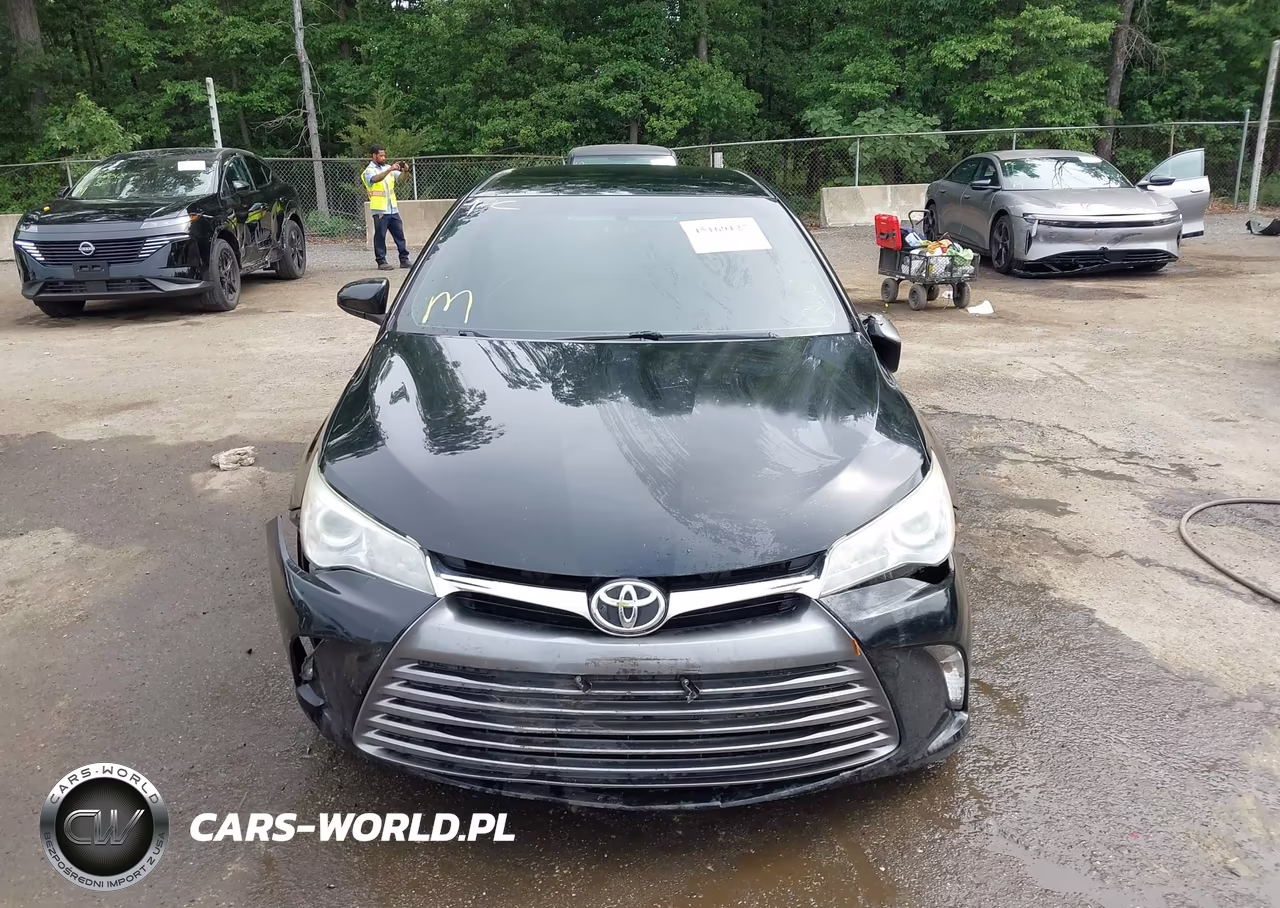 2015 Toyota Camry Le VIN:4T4BF1FK7FR497069 - 12