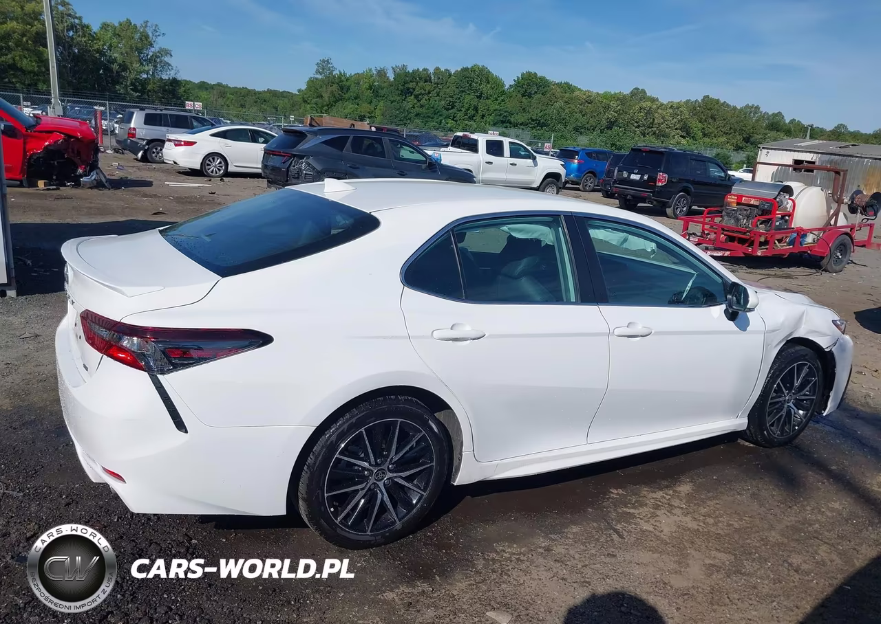 2024 Toyota Camry Se VIN:4T1T11AK7RU899652 - 13