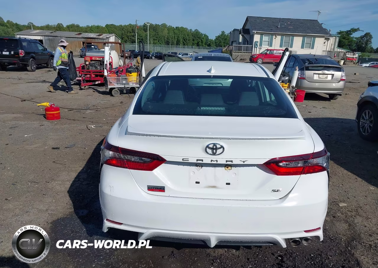 2024 Toyota Camry Se VIN:4T1T11AK7RU899652 - 16