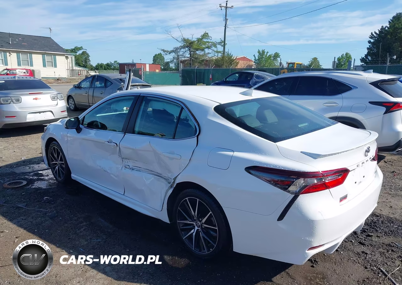 2024 Toyota Camry Se VIN:4T1T11AK7RU899652 - 3