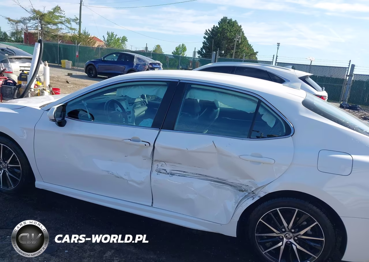 2024 Toyota Camry Se VIN:4T1T11AK7RU899652 - 6