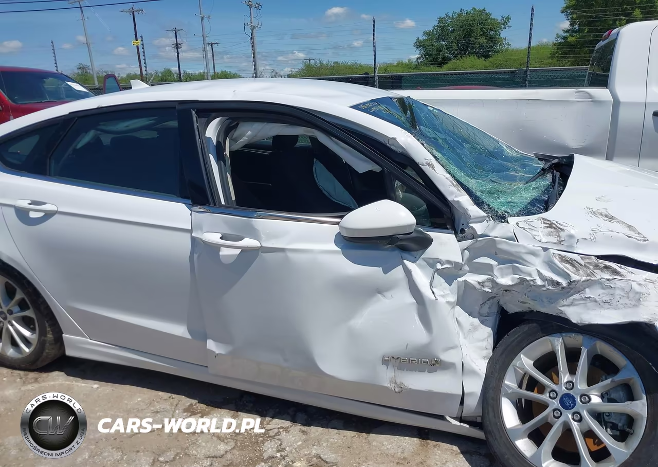 2019 Ford Fusion Hybrid Se VIN:3FA6P0LU5KR188253 - 14