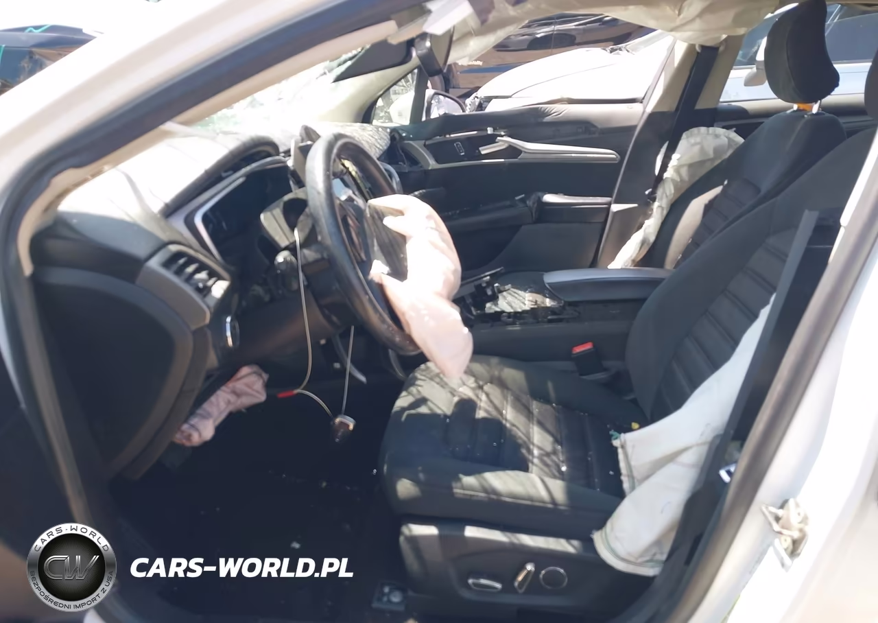 2019 Ford Fusion Hybrid Se VIN:3FA6P0LU5KR188253 - 5