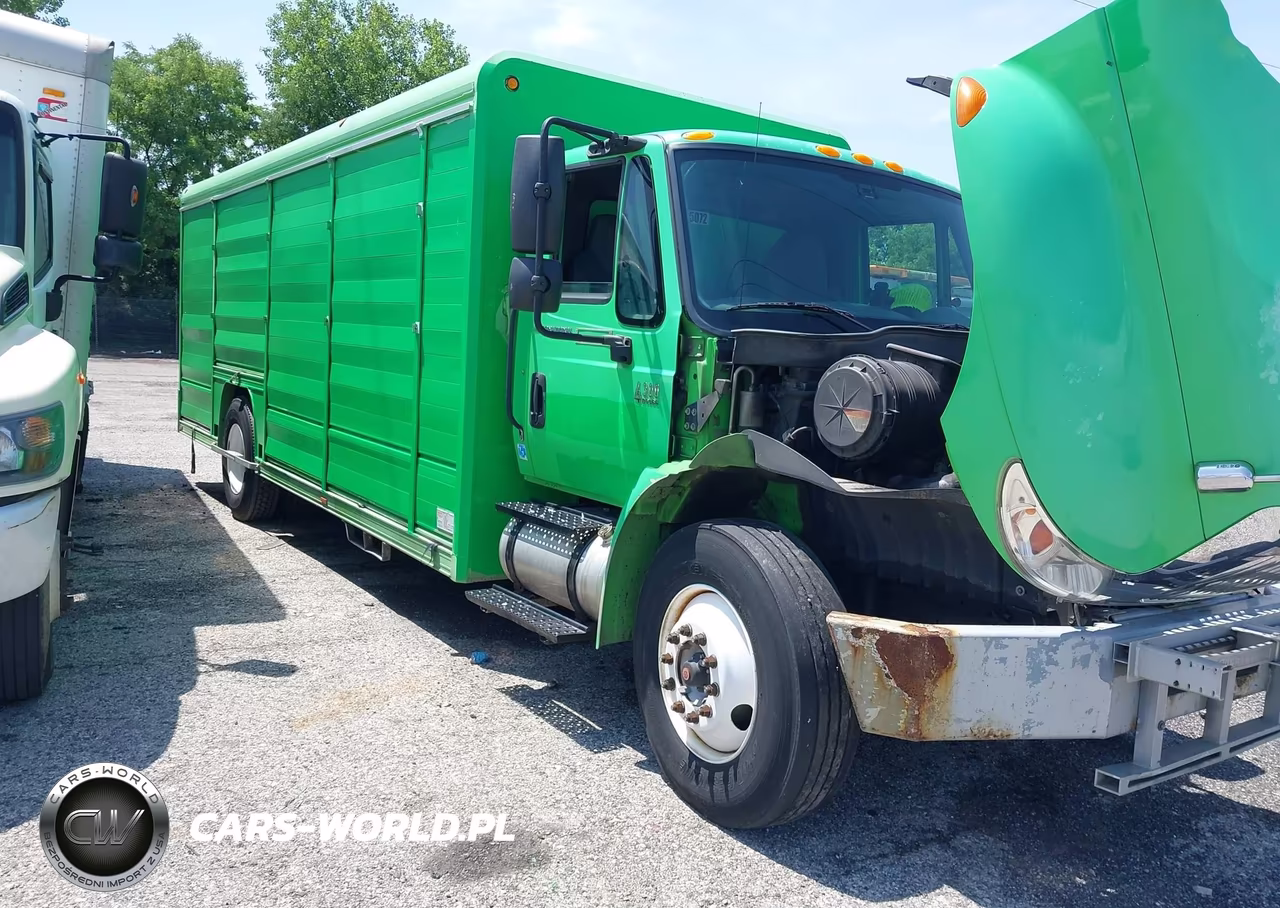 2005 International 4000 4300