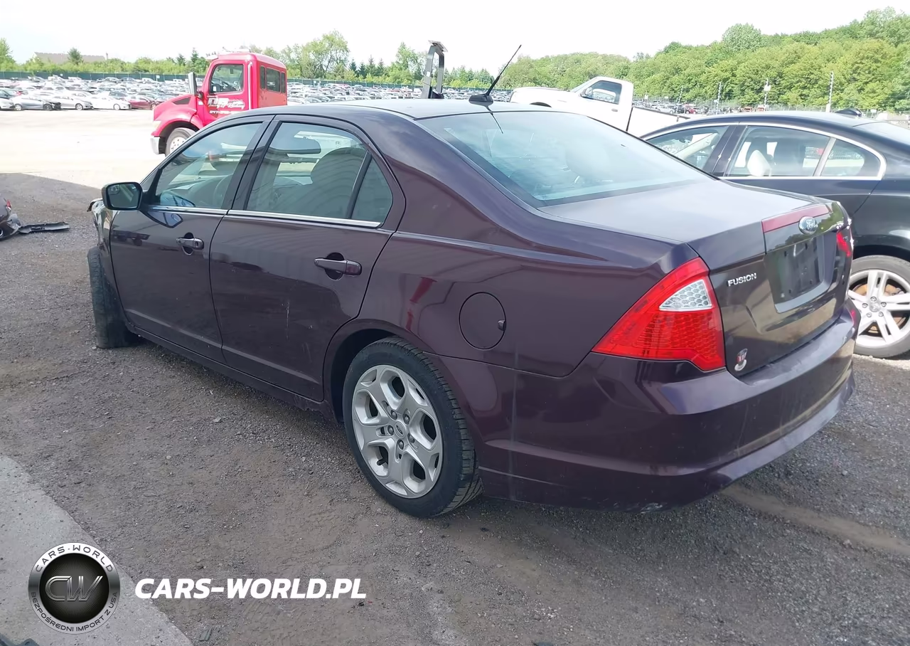 2011 Ford Fusion Se VIN:3FAHP0HA2BR266057 - 3