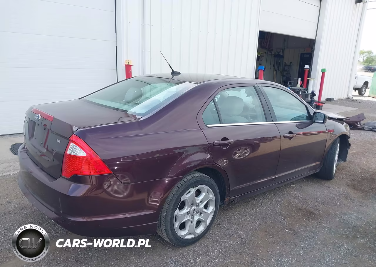 2011 Ford Fusion Se VIN:3FAHP0HA2BR266057 - 4