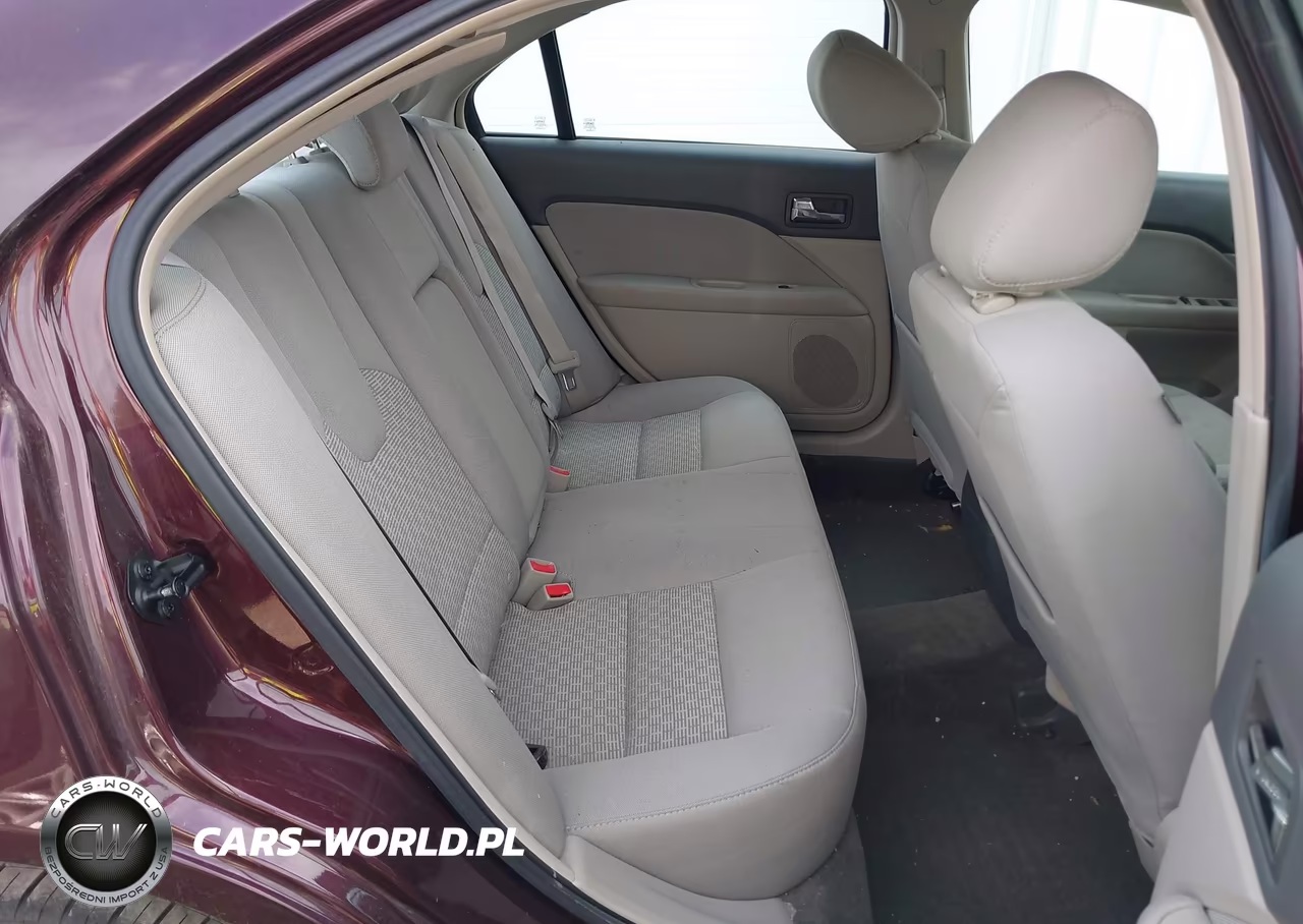 2011 Ford Fusion Se VIN:3FAHP0HA2BR266057 - 8