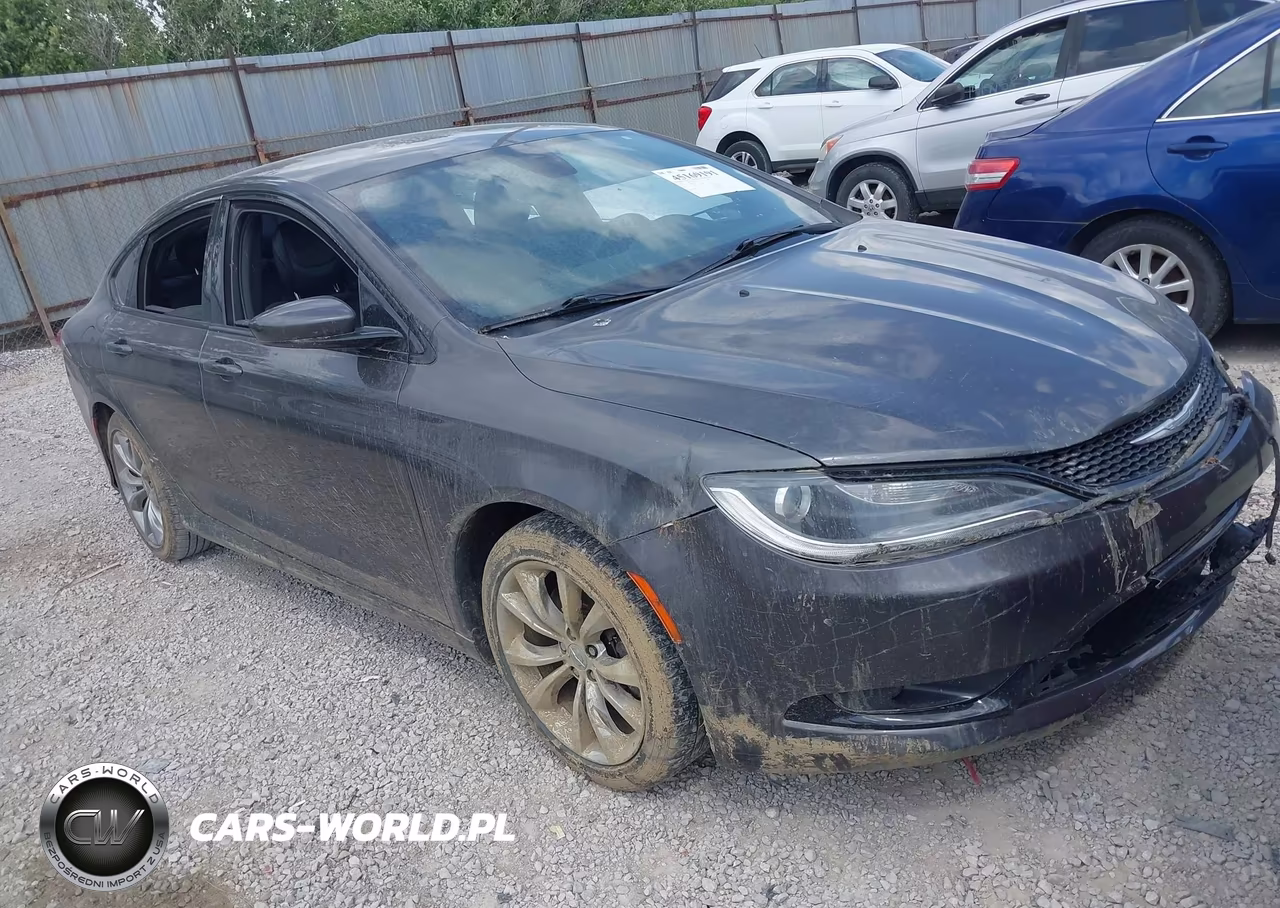 2015 Chrysler 200 S – zdjęcie 1 z 16