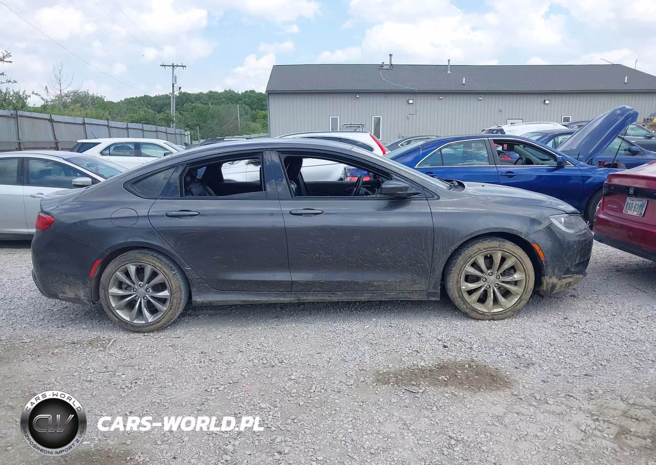 2015 Chrysler 200 S VIN:1C3CCCBG0FN644114 - 13