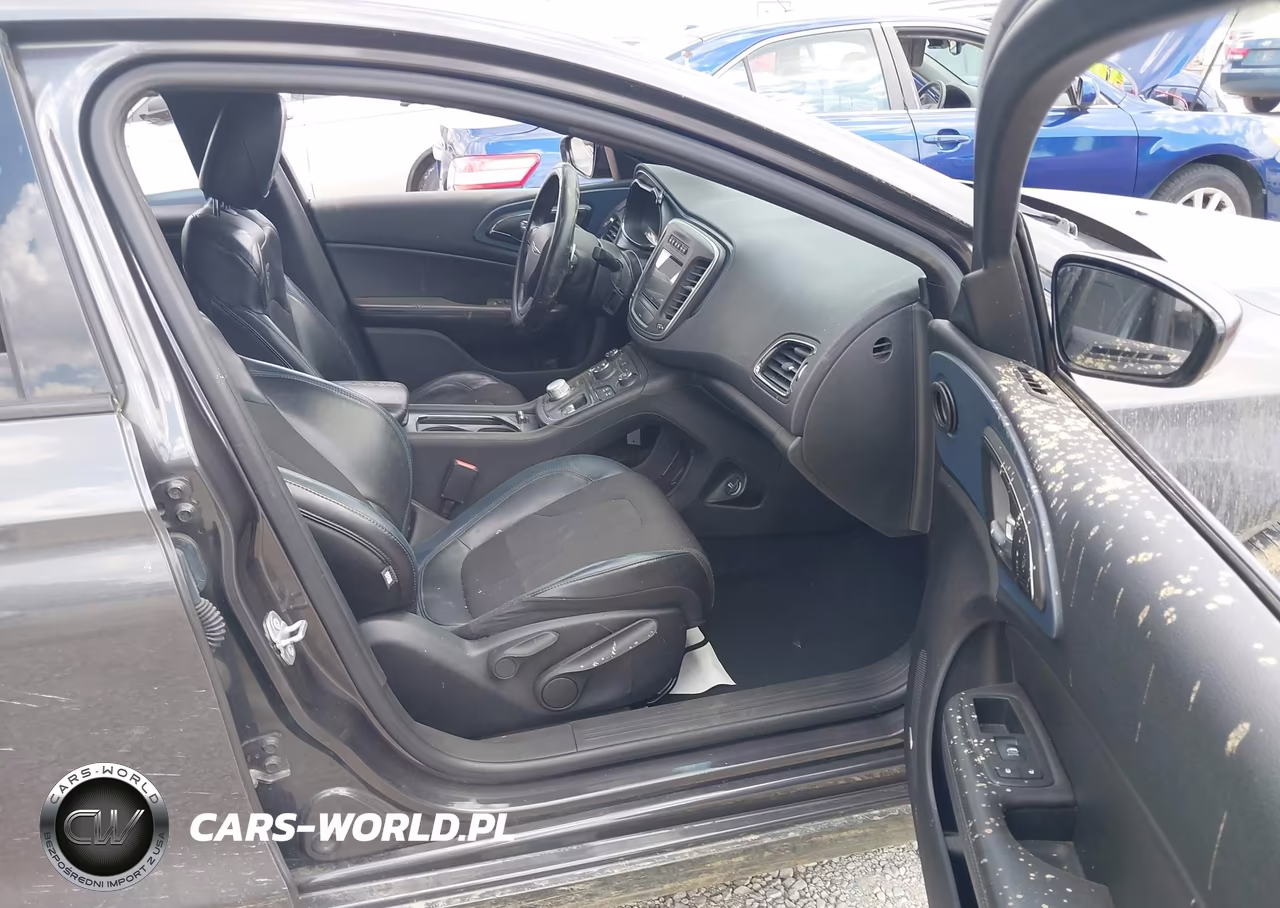 2015 Chrysler 200 S VIN:1C3CCCBG0FN644114 - 5