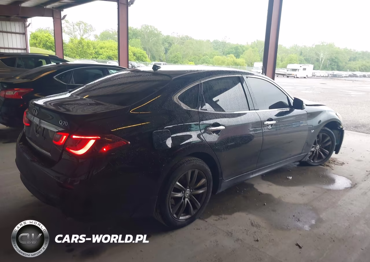 2016 Infiniti Q70 3.7X VIN:JN1BY1AR6GM270585 - 4